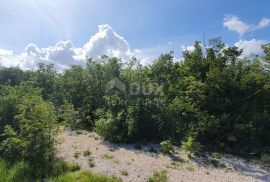 ISTRA, LABIN - Prostrano građevinsko zemljište stambene namjene na osami, 1 km od mora, Labin, Terra