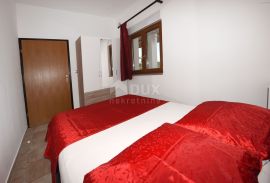 ISTRA, POREČ - Apartmanska kuća s pogledom na more, Poreč, Дом