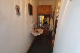 ISTRA, POREČ - Prostrani stan u srcu starog grada, Poreč, Appartment