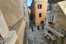 ISTRA, POREČ - Prostrani stan u srcu starog grada, Poreč, Διαμέρισμα