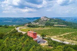 ISTRA, MOTOVUN - Kuća na jedinstvenom položaju i s jedinstvenom ponudom u Istri, Motovun, House