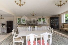 ISTRA, SVETI PETAR U ŠUMI - Luksuzna vila s bazenom površine 150m2, Sveti Petar U Šumi, Famiglia