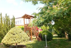 ISTRA, SVETI PETAR U ŠUMI - Luksuzna vila s bazenom površine 150m2, Sveti Petar U Šumi, Famiglia