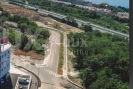 RIJEKA, MARTINKOVAC - Građevinsko zemljište 4582 m2 za stambenu zgradu/stanove 1096 m2, Rijeka, Terrain