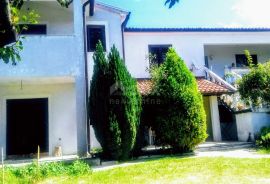 ISTRA, VIŽINADA - Apartmanska kuća s 5 apartmana, panoramski pogled, Vižinada, Famiglia