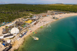 PAG - NOVALJA - turističko višenamjensko zemljište 67401m2 - PRVI RED DO MORA!, Novalja, Land