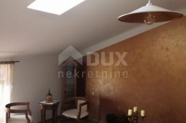 LOVRAN Luksuzan stan u vili 50 metara od mora 2S+DB, Lovran, Appartment