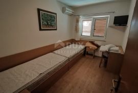 ISTRA, ROVINJ Apartmanska kuća na mirnoj lokaciji!, Rovinj, Haus