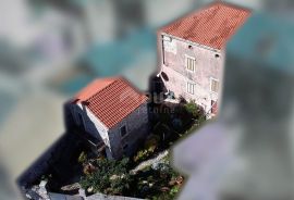 ISTRA - SVETI LOVREČ - Kuća za investiciju, Sveti Lovreč, Casa