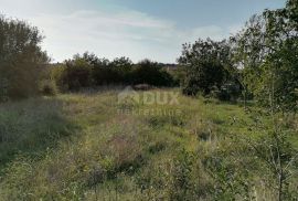 Istra - Pula - Građevinsko zemljište na Busoleru 1360 m2, Pula, Terrain