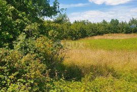 ISTRA, LABIN, NEDEŠĆINA - Građevinsko zemljište na mirnoj lokaciji samo 500 m od centra grada, Sveta Nedelja, Land