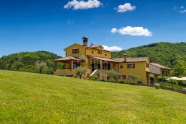 ISTRA, PAZIN - Prostrana kuća s bazenom, Pazin - Okolica, Casa