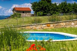 ISTRA, PAZIN - Prostrana kuća s bazenom, Pazin - Okolica, Maison