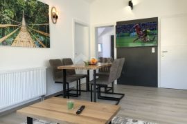 OPATIJA, IKA, OPRIČ - kuća / villa 500m2 s pogledom na more i bazenom + okoliš 1000m2, Opatija - Okolica, Famiglia