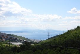 ŠKURINJE - TIBLJAŠI - građevinski teren 2200m2 sa pogledom na more za obiteljsku kuću / poslovno- stambenu ili stambenu zgradu – stanove, Rijeka, Γη