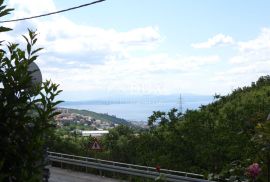 ŠKURINJE - TIBLJAŠI - građevinski teren 2200m2 sa pogledom na more za obiteljsku kuću / poslovno- stambenu ili stambenu zgradu – stanove, Rijeka, Land