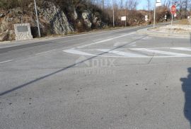 MATULJI - MIHELIĆI - asfaltirani teren do frekventne glavne prometnice za najam, Matulji, Terreno