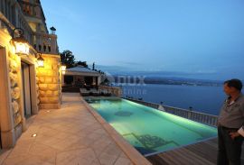 OPATIJA - villa sa bazenom 1. red do mora - unikatna nekretnina na tržištu!, Opatija, Famiglia