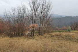 ISTRA, BUZET - Građevinsko zemljište 1436 m2 s panoramskim pogledom, Buzet, Zemljište