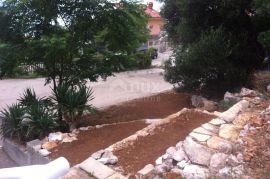 NOVI VINODOLSKI - kuća / villa sa apartmanima sa pogledom na more 1134m2  + okućnica, Novi Vinodolski, Kuća