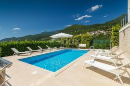POLJANE - nova luksuzna vila s bazenom i prekrasnom okućnicom, Opatija - Okolica, Kuća