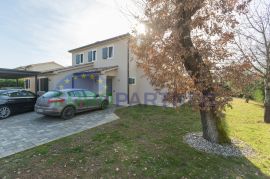 Prekrasna mediteranska vila 3km od mora, Poreč, Istra, Poreč, Дом