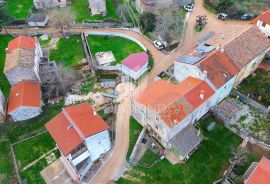 Višnjan, renovirana kamena kuća u idiličnom Istarskom zaseoku, Višnjan, Haus