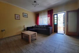 ISTRA, PREMANTURA -kuća sa 2 stana!, Medulin, House