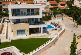 ŠIBENIK, RAŽANJ - Luksuzna vila s bazenom 40 m od mora, Rogoznica, House