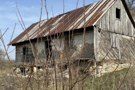 PERUŠIĆ, KONJSKO BRDO NESVAKIDAŠNJA PRILIKA !!!!!, Perušić, Land