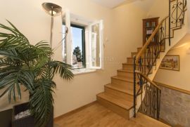 VILLA U CENTRU GRADA TURISTIČKA INVESTICIJA, Split, Appartement