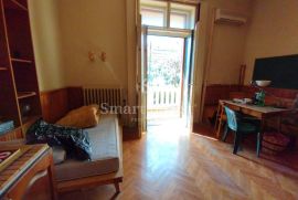 OPATIJA - CENTAR, stan s vrtom u povijesnoj vili, 100 m od mora, Opatija, Appartment