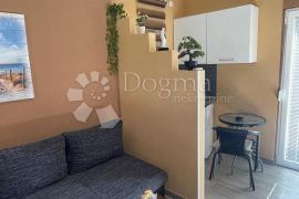 Apartmanska kuća Zadar, Borik, Zadar, Дом