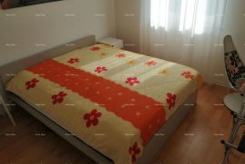 Stan Prodaje se stan s pogledom na more u Zambratiji, Umag, Umag, Apartamento