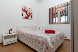 ISTRA, MEDULIN Velika apartmanska kuća!, Medulin, Maison