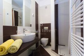 NOVIGRAD, mini hotel u zelenilu nedaleko mora, Novigrad, Propriedade comercial