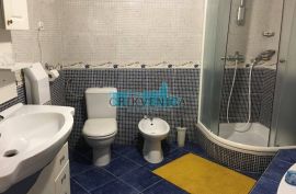 Crikvenica, stan 68 m2 200m od mora, Crikvenica, Kвартира