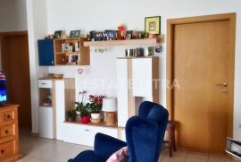 Fažana stan u prizemlju,novogradnja , 450 m od mora, Fažana, Appartment