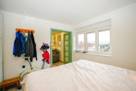 Prekrasan stan na Bulevardu, Rijeka, Apartamento