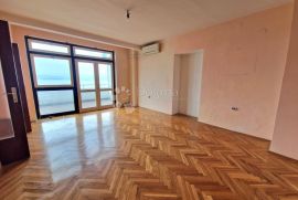 OPATIJA - STAN PRVI RED DO MORA, Opatija, Apartamento