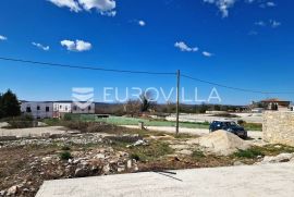 Istra, Smoljanci, građevinsko zemljište 991 m2 sa dozvolom za gradnju, Svetvinčenat, Tierra