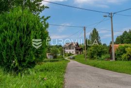 Karlovac, Donje Stative visoka prizemnica NKP 144 m2, Netretić, Famiglia