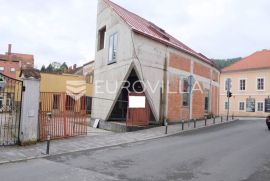 Samobor, strogi centar, poslovno-stambeni objekt 1.187,52 m2, العقارات التجارية