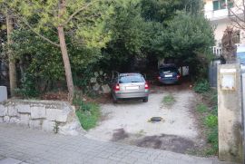 PRILIKA! KUĆA - GRADILJIŠTE U CENTRU SA GARAŽOM, Crikvenica, Σπίτι