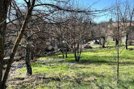 GRAĐEVINSKO ZEMLJIŠTE ZA OBITELJSKU KUĆU 3 KM OD CENTRA, Labin, Land