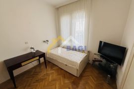 Šalata 4-soban stan od 115m2 + terasa, Gornji Grad - Medveščak, Flat