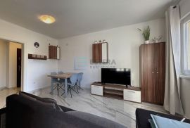 Apartman PRODAJA Turanj 47 m2, 70 m od mora, parking, Sveti Filip I Jakov, شقة