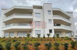 OPATIJA,LUKSUZAN STAN ,2S+DB,VELIKA TERASA,VRT,GARAŽNO MJESTO,BLIZU CENTRA I MORA, Opatija, Apartamento