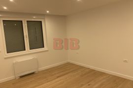 OPATIJA,LUKSUZAN STAN ,3S+DB,II KAT,LIFT,GARAŽNO MJESTO I 2 PARKINGA,BLIZU CENTRA I MORA, Opatija, Apartamento