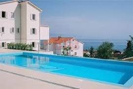 OPATIJA -IČIĆI, VILLA SA 3 LUKSUZNA STANA,200 METARA OD MORA, Opatija, Casa